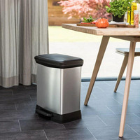 Kosz na �mieci CURVER DECO BIN z peda�em 30L srebrny metalizowany 02164-582-00 203278